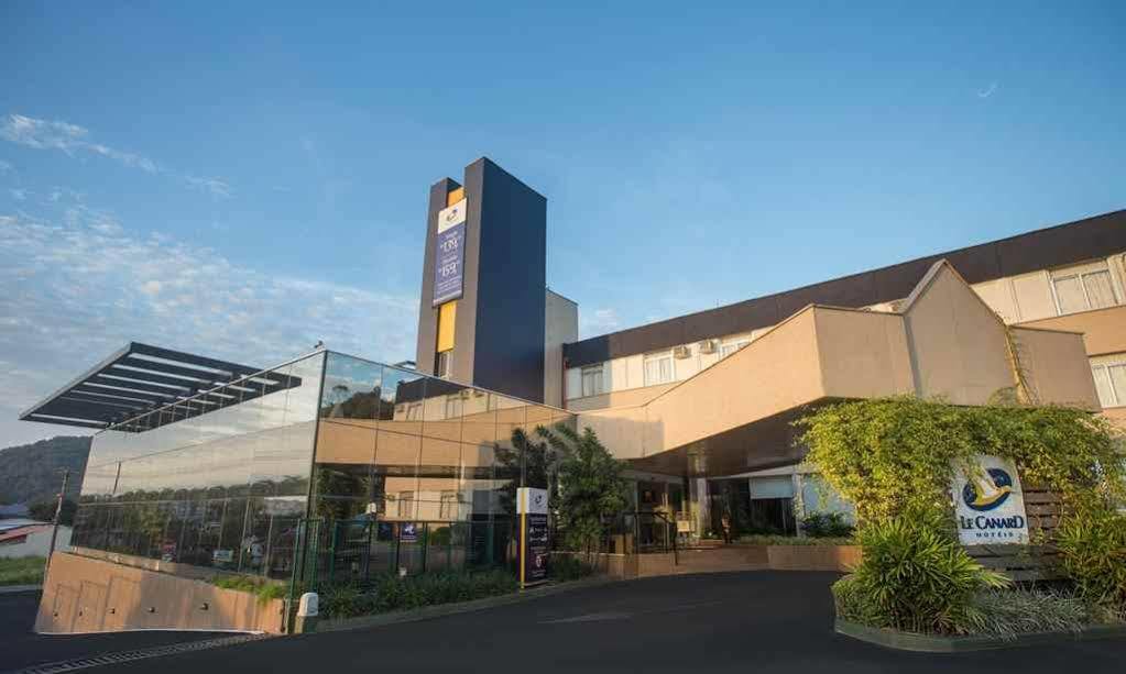 Le Canard Joinville Esterno foto